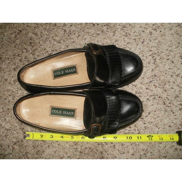 Cole Haahn Men\'s Loafers Size 9.5 M Black Leather Buckled Great Condition